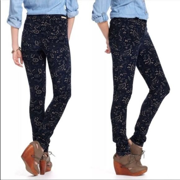 Anthropologie Pilcro And The Letterpress Serif Navy Blue Floral Corduroy Pants‎ - Picture 1 of 8